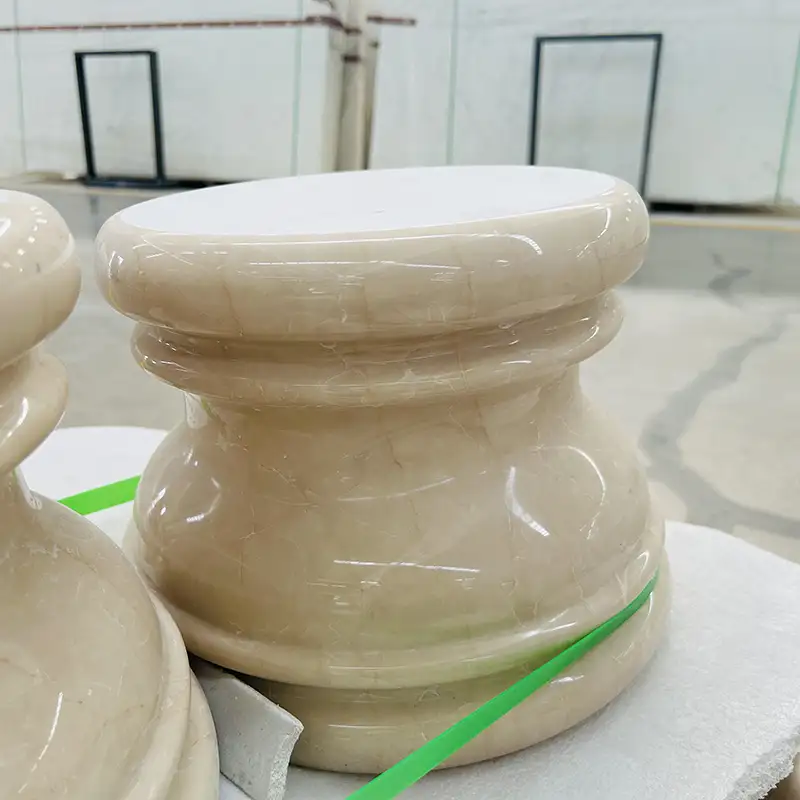 Cột đá cẩm thạch Shanna